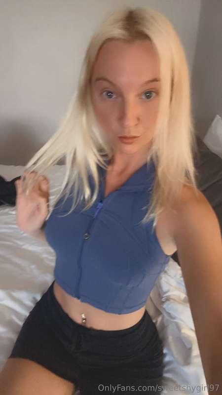 Titty Tuesday 🪼