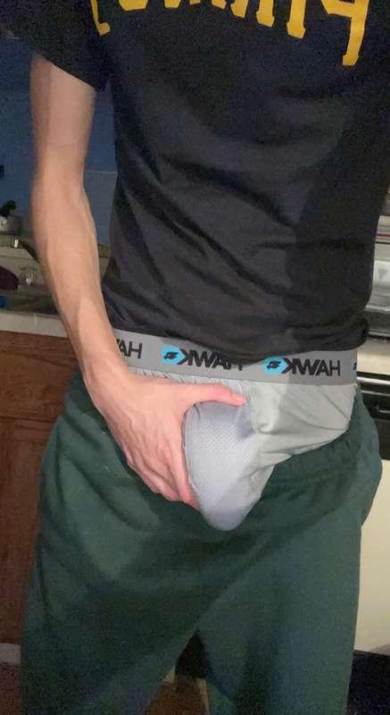 ***Bow down*** 🧎‍♂️ ***Pay*** your tribute.. 👇