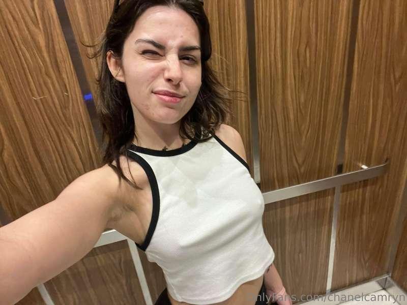 Elevator make out sesh anyone?