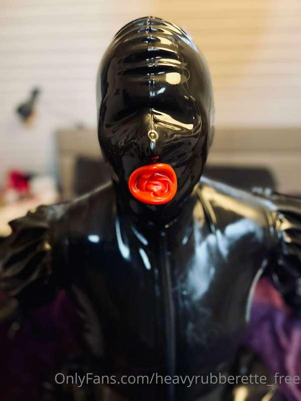 heavyrubberette_free image #16