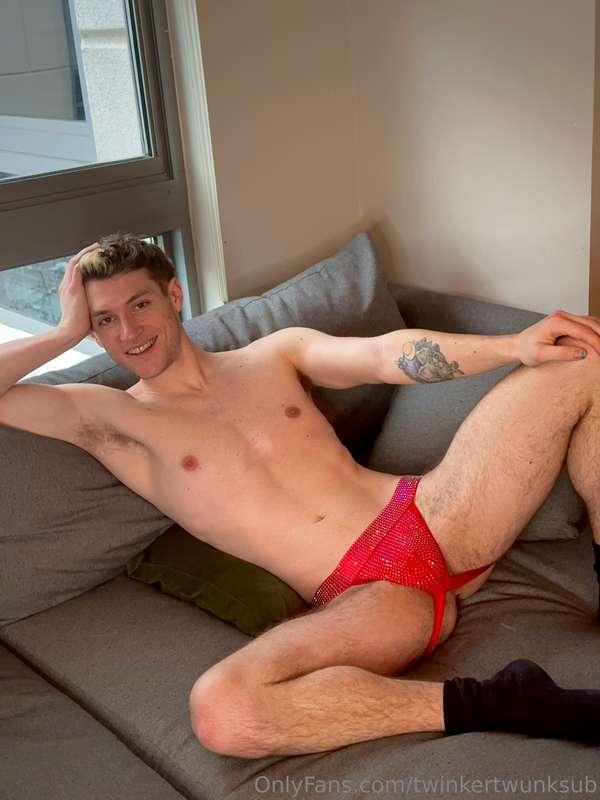 My last ( and favorite ) pair of straps, good ol Ruby Red he..