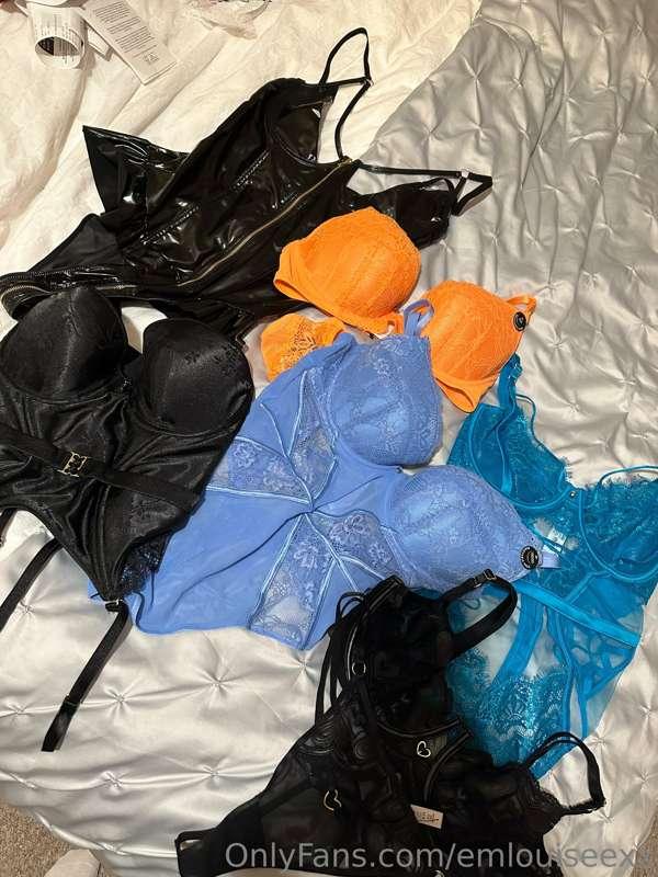 New buys 💞 anyone want some custom content in these? 🫶🏻