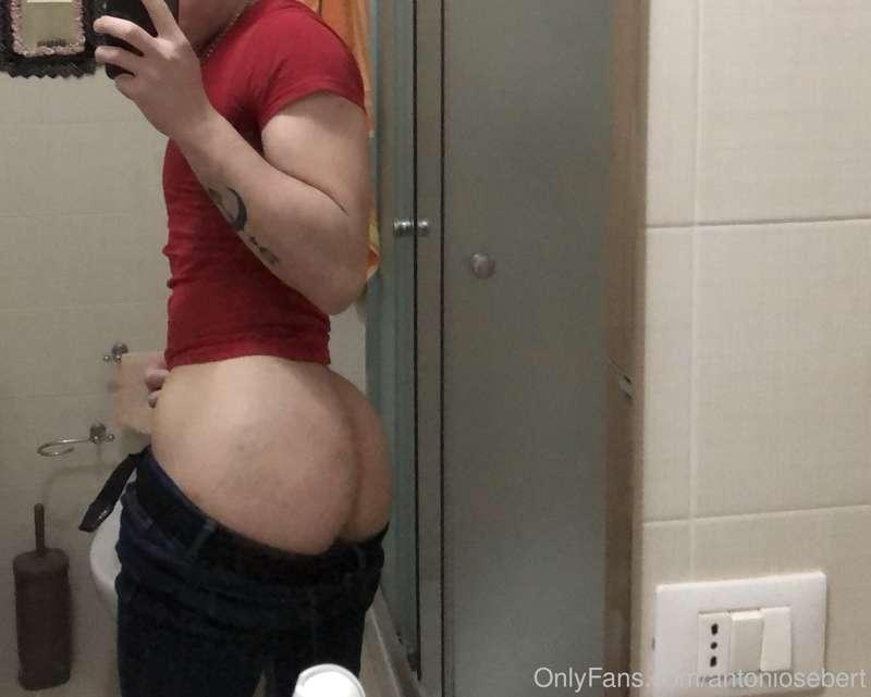Phat ass 👅🤪
