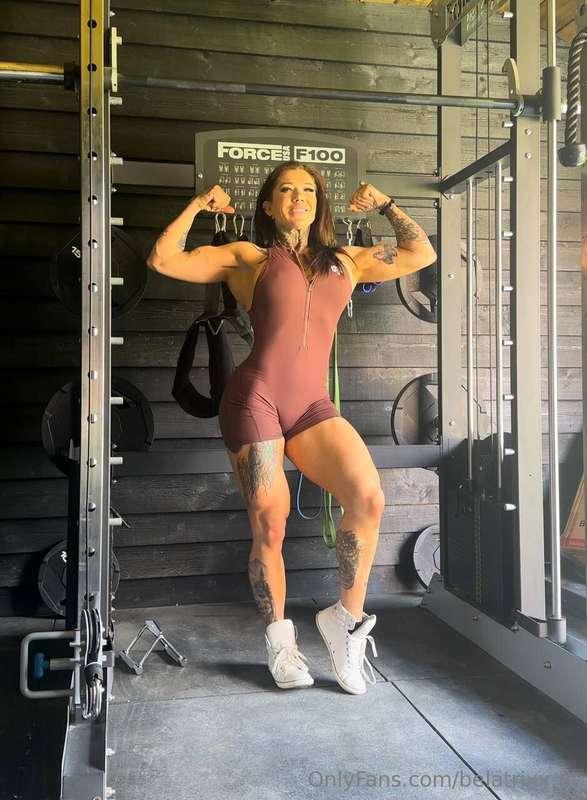 strength sculpted, worshiped by those who know 💪🙉😈