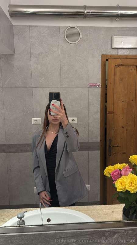 Corporate 🤣🤣
