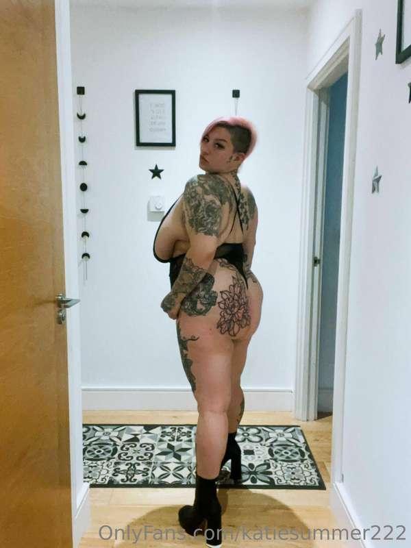 Online for sexting just tip 😘