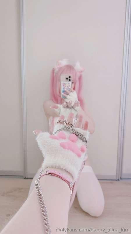 Are you ready to play with this kitty? ✧♡ ฅ^•ﻌ•^ฅ