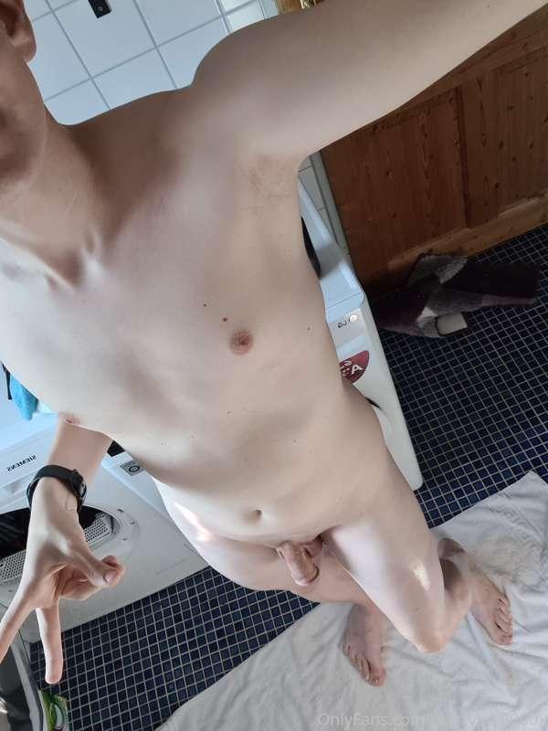 prettyboi2000x image #2