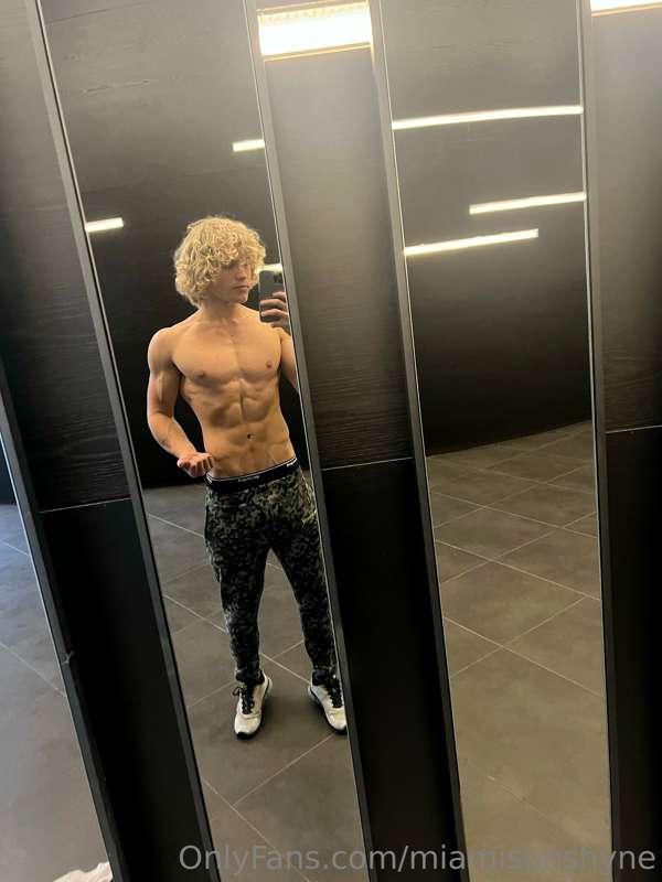 miamisunshyne image #2