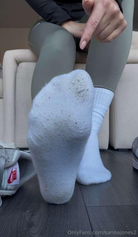 I’m back home from gym and ready to present you my dirty ten..