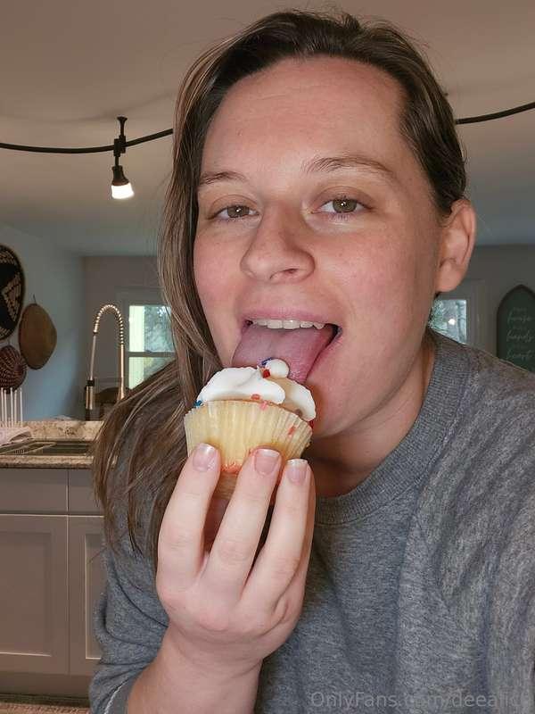 I was craving something sweet, but you weren't available. 😘