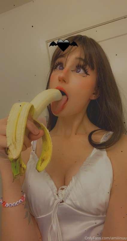 BONANA 🍌🍌🍌another lil freebie set for u this morning with lo..