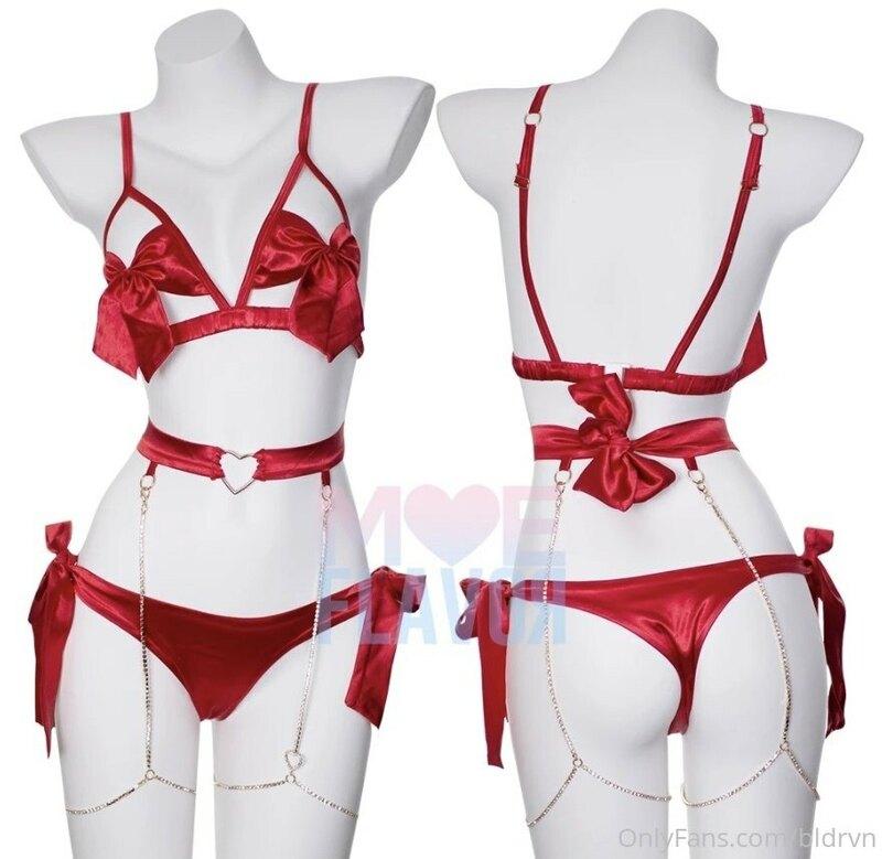 Change of plans! 
Sooo I got dicked over on my order for the..