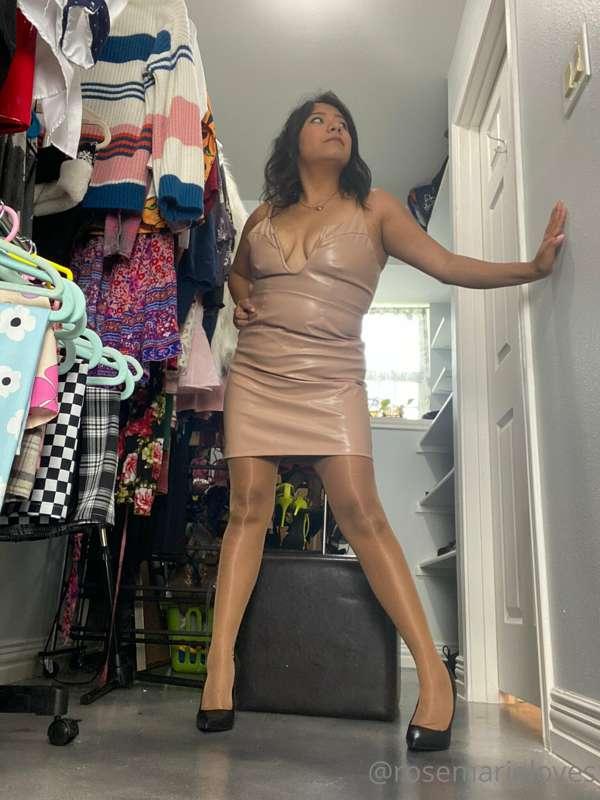 I felt like a hot milf wearing this skin tight dress and hee..