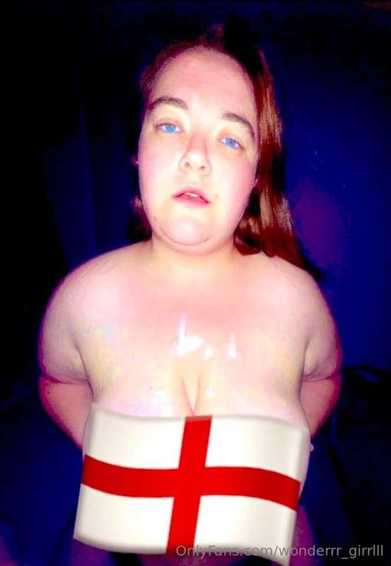 🏴󠁧󠁢󠁥󠁮󠁧󠁿 Cum On England 🏴󠁧󠁢󠁥󠁮󠁧󠁿  Whilst England are still in ..