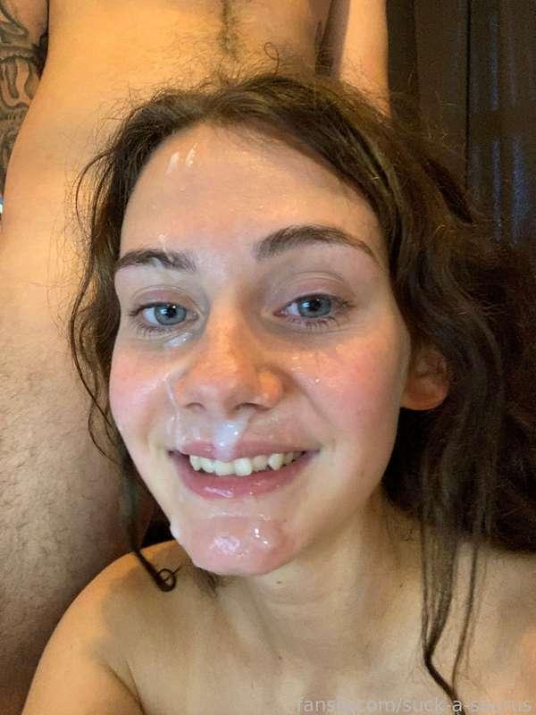 suck-a-saurus image #1