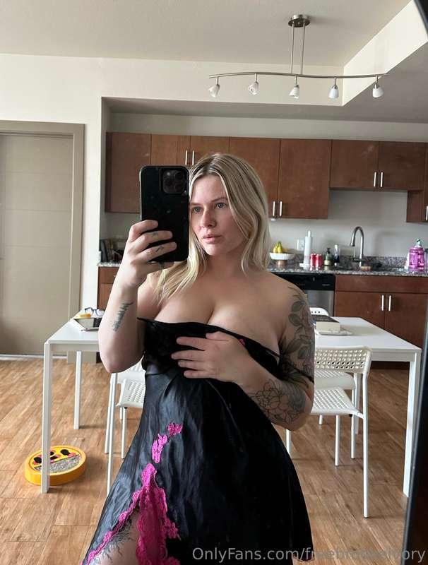 Sick but still need to be dicked down 🍆