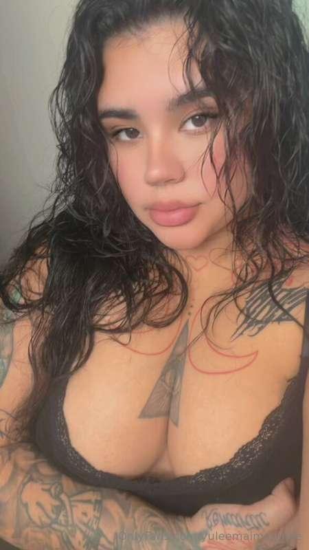 DMs are open 😈 cum say hi 