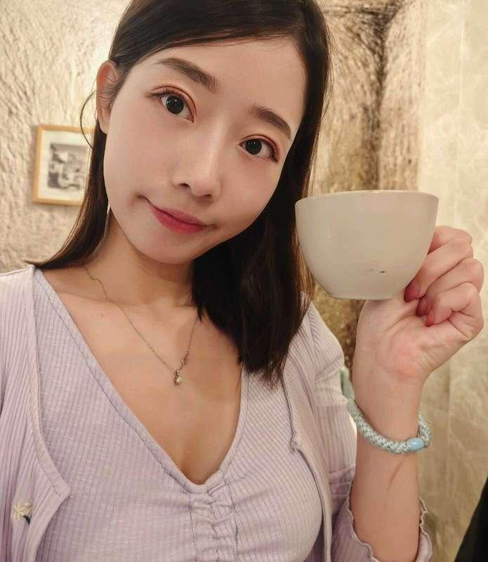 What do you want this morning? Tea or Me? 🫣
