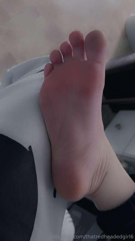 thatredheadedgirl6 image #0