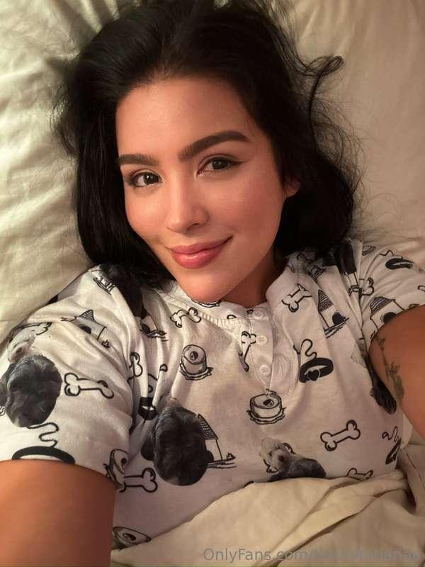 Imagine me like this when you wake up 😍