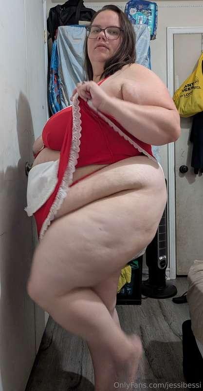 Just in case your gf didn’t send you nudes today 😝