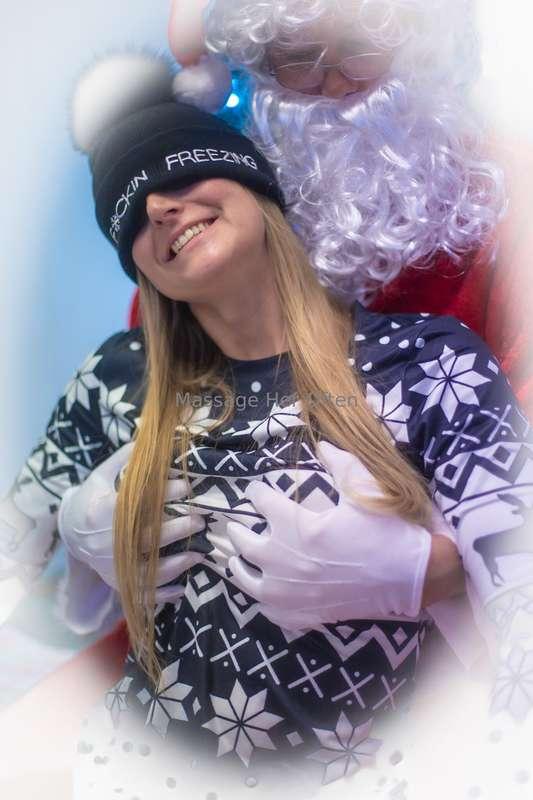 VA: @flawed85vip Santa's got his hands full in December 😉📷 @..