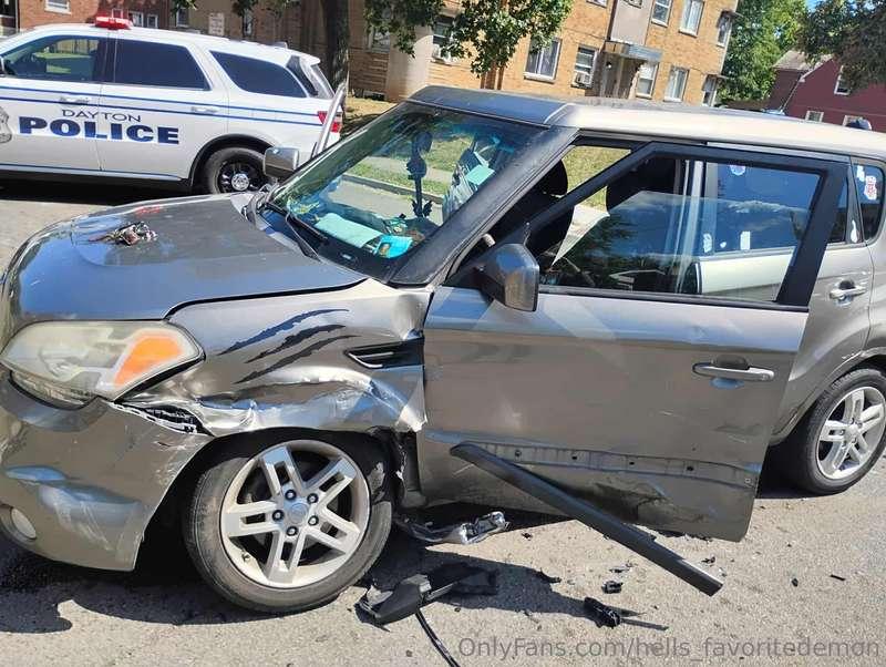 hells_favoritedemon image #1