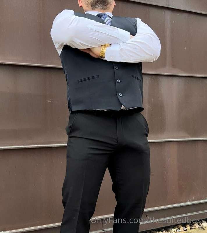 Anyone up for a lunchtime quickie with the boss?