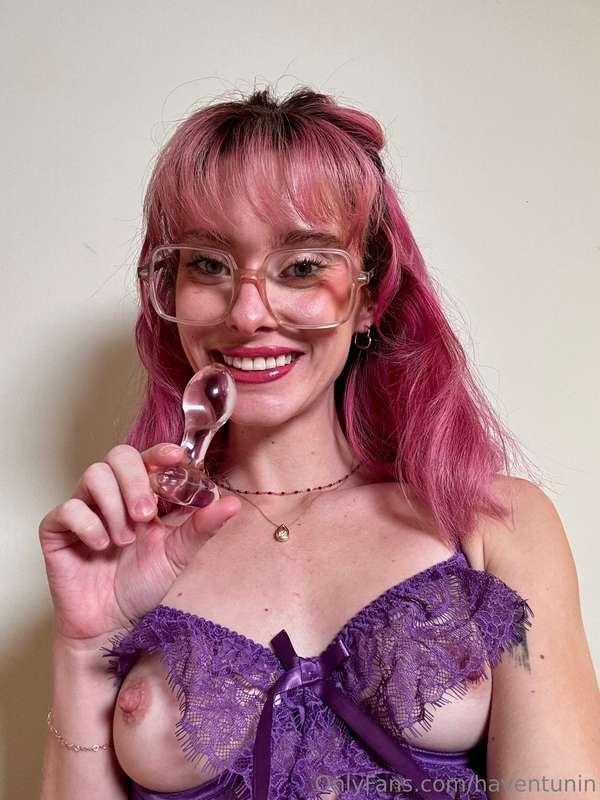 ***First Anal***
I used a **butt plug** for the first time e..