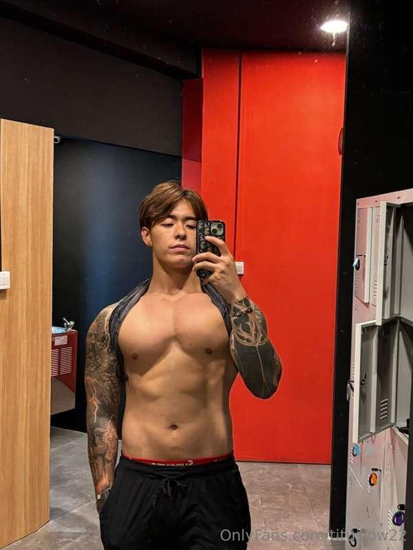 Friday, time to have fun, shall we have fun together? 😉