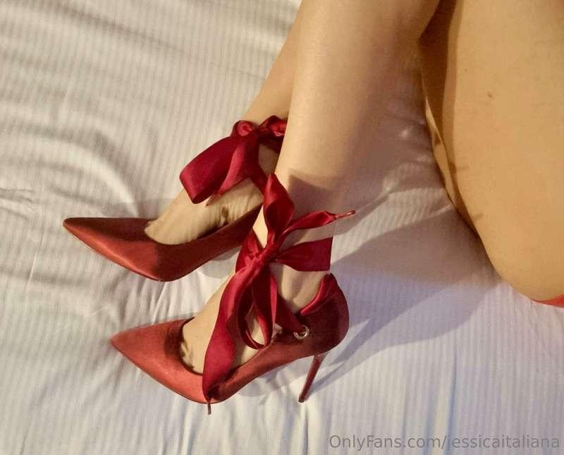 Buongiorno! ❤️
Lazy morning today …💋