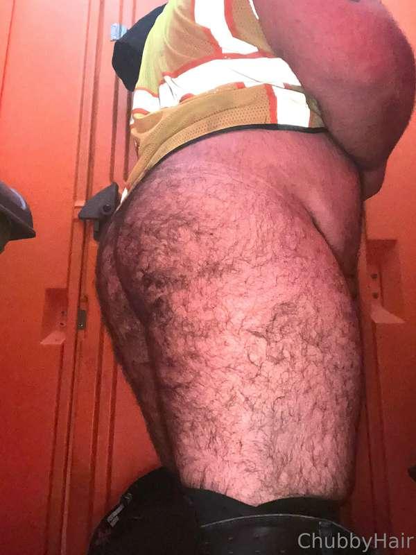 **Hole or pole?🐻🍑🍆**