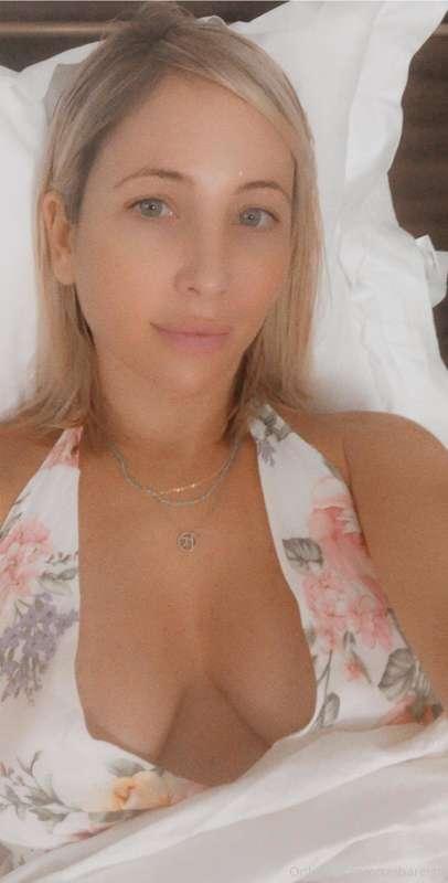 Im feeling naughty. Are any of my fans up for some fun?