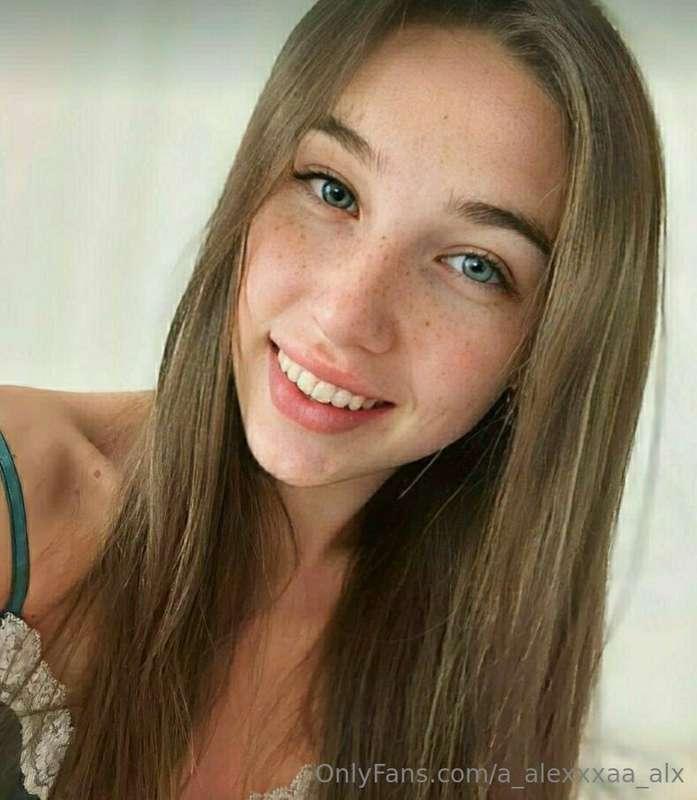 ⚠️The hottest student @aminashy 🌶just started her sex life a..