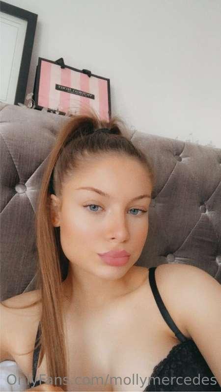 Natural selfie 😘