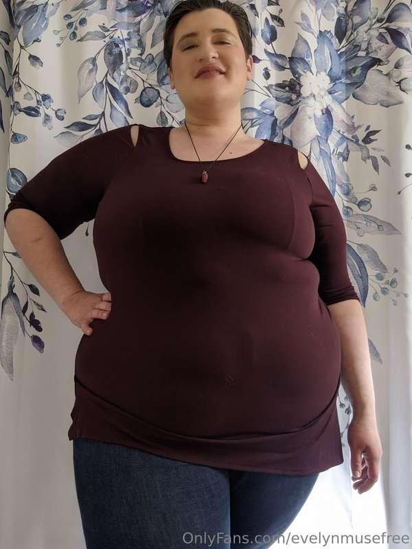 JOI as you worship my body. I'll show off for you and even p..