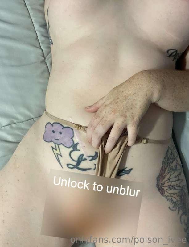 Unlock to unblur. I have been letting my bush grow, wanna se..