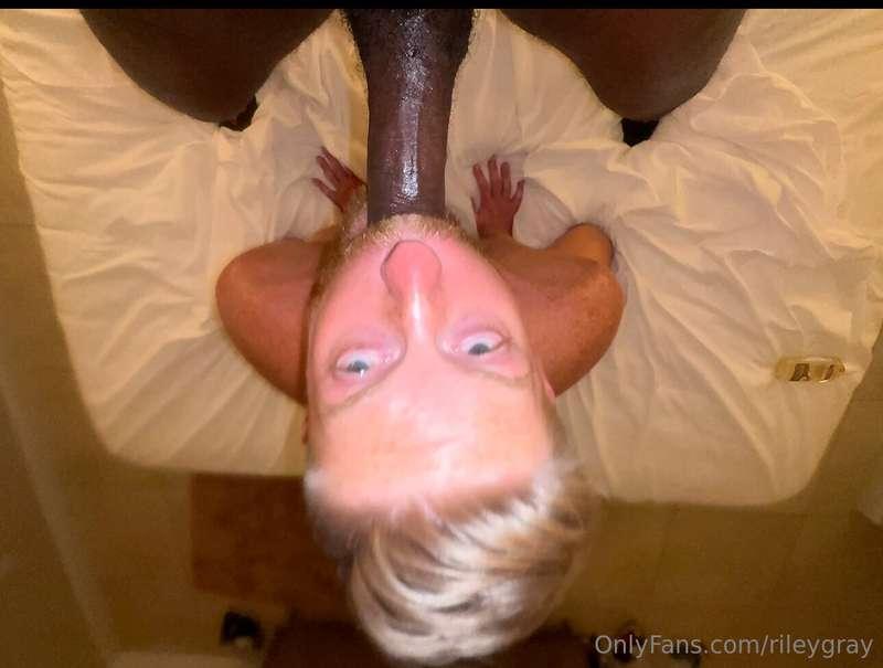 rileygray image #4