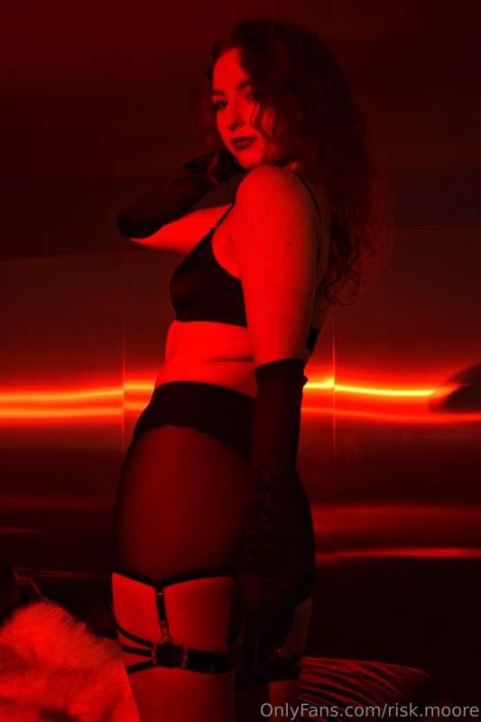 Red lights, sheer tights, and zero regrets. Want more like t..