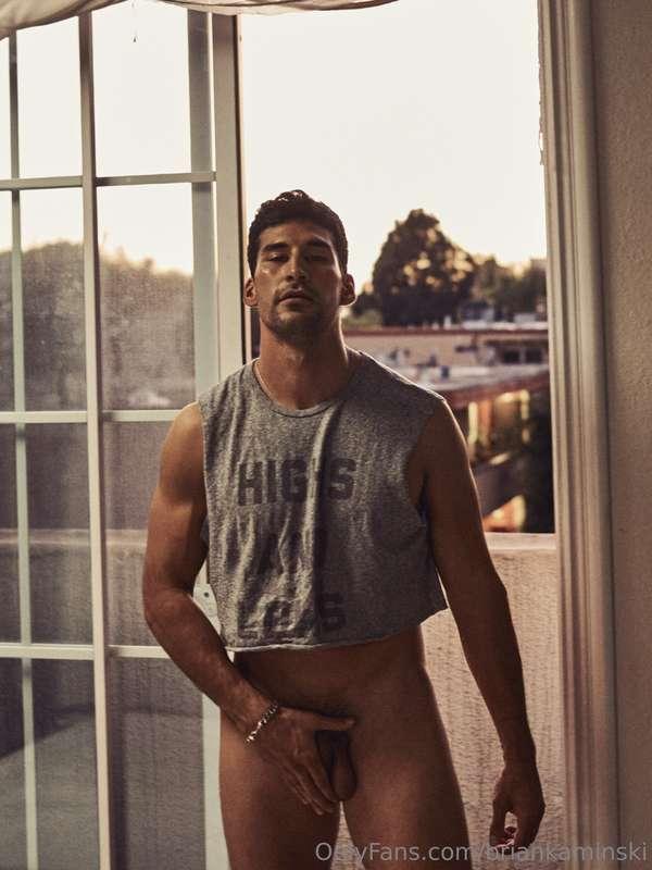 More of @hectoralopez to start your day! 😎☀️🌞 --------------..