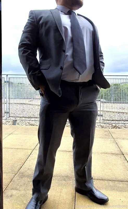thesuitedboss image #8