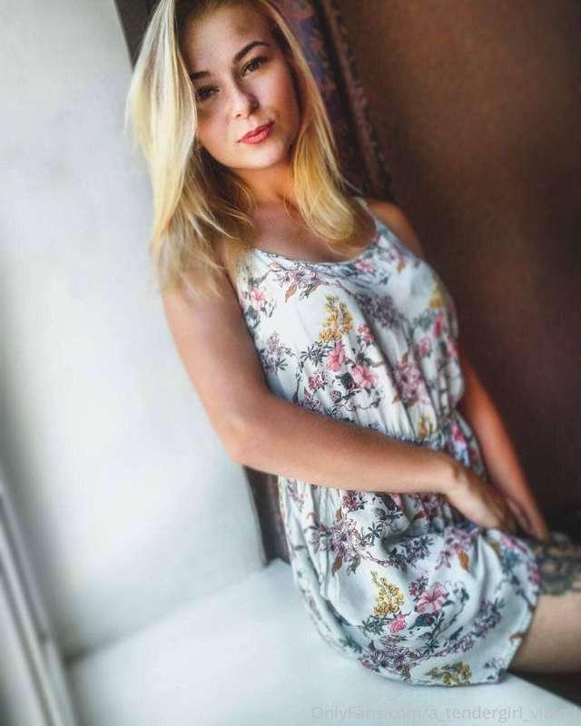 How are you today?  
🍓 Why don't we write to me?

🍓 I have s..