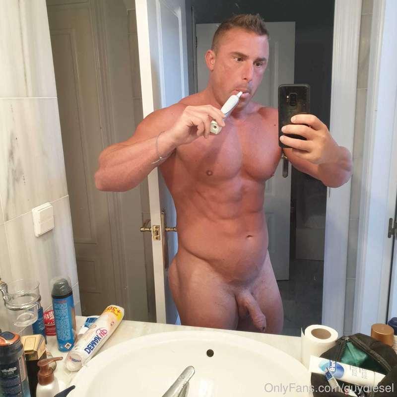 Morning show 🍆
