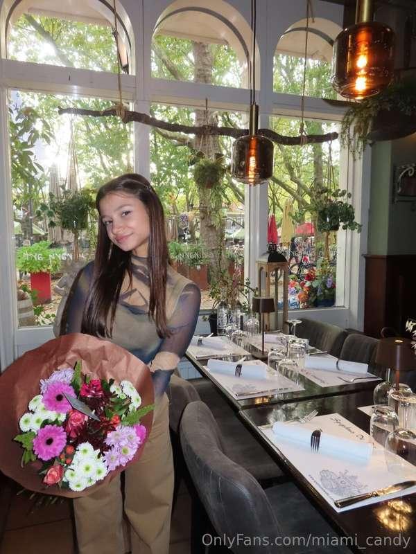 Feeling so happy and full of joy! Sharing a little glimpse f..