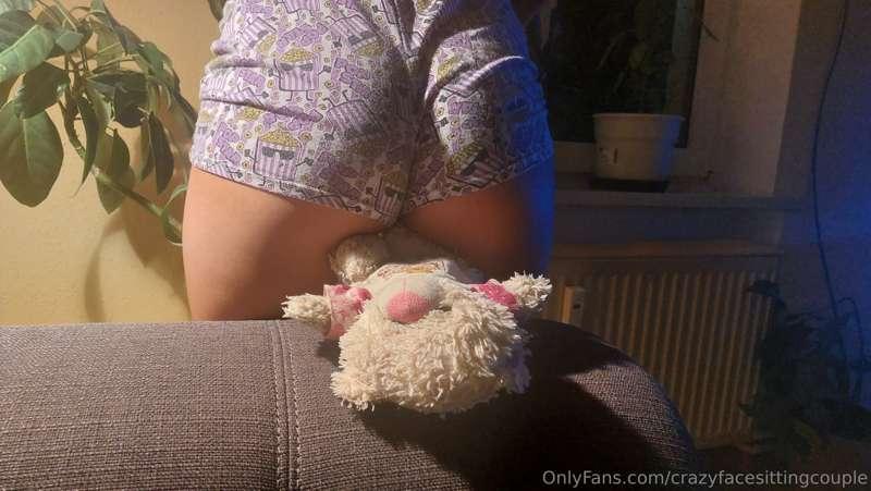 I love to squish my Teddy and my Slave!😁😁😁