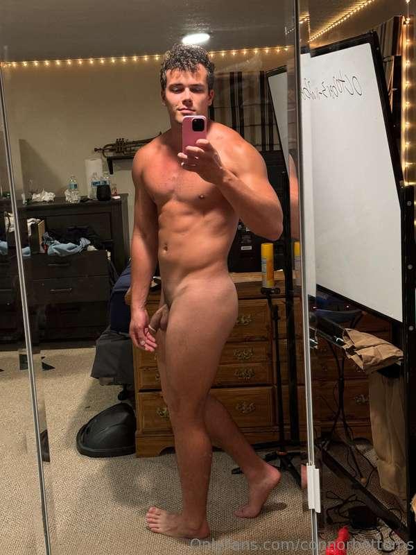 connorbottoms image #0