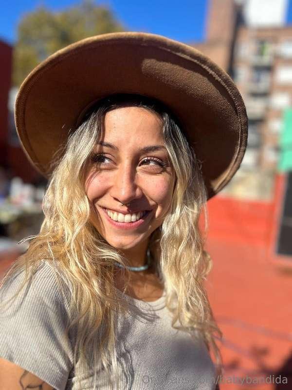 🤠😁❤️✨🌠