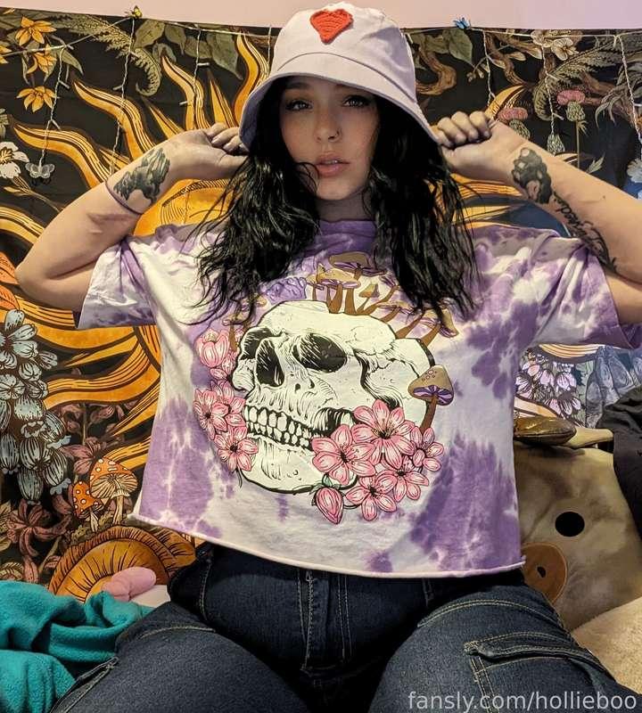 Let me be your naughty secret gf.

https://fans.ly/r/Hollieboo

#sph #gfe #dickrate #tease #pawg #thick #egirl #goth #ahegao #chubby 
