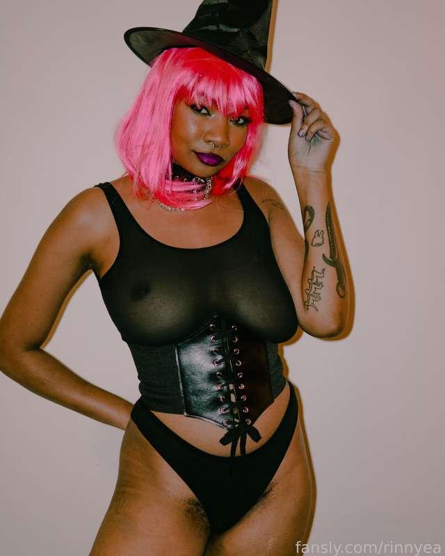nakedpeoplehub image #1